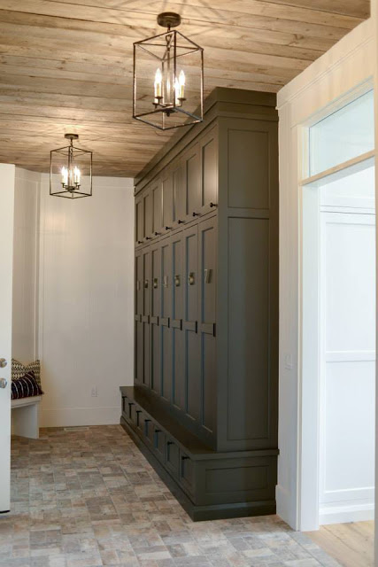 mudroom